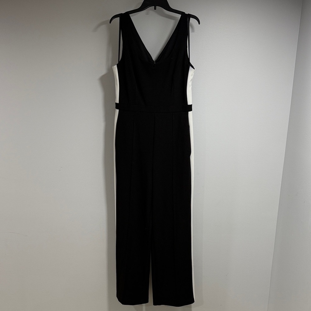 Donna Morgan Elegant Black and White Jumpsuit Size 14